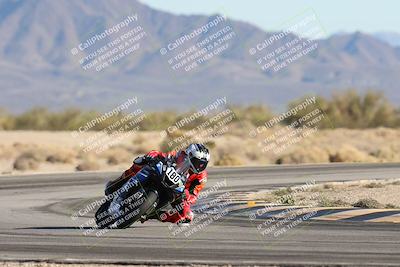 media/Dec-06-2025-CVMA (Sat) [[4a896cc04c]]/Race 8- Formula 40 MW and LW/